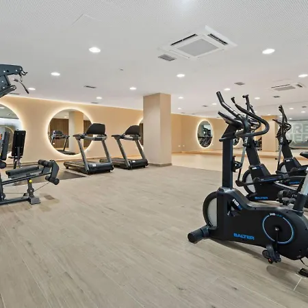 Lejlighed Luxe 3br With Wellness In Oasis 325 Estepona