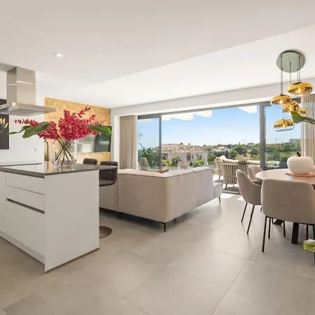 Lejlighed Luxe 3br With Wellness In Oasis 325 *