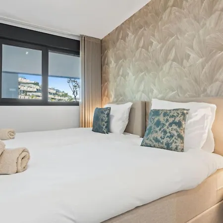 Lejlighed Luxe 3br With Wellness In Oasis 325 *