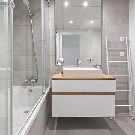 Luxe 3br With Wellness In Oasis 325 Estepona
