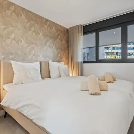 Lejlighed Luxe 3br With Wellness In Oasis 325